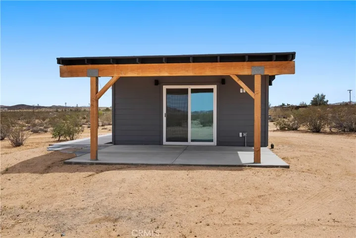 57628 Pine Street, Landers, California 92285