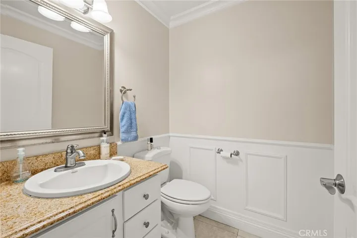 Powder room