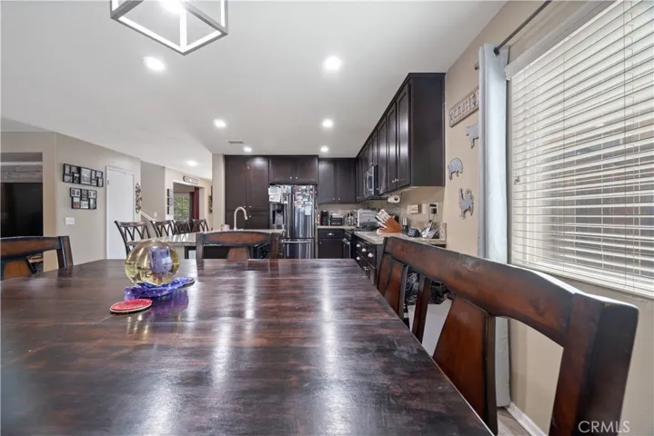 401 Tivoli Court, Hemet, California 92543