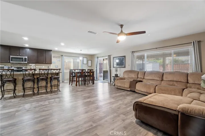 401 Tivoli Court, Hemet, California 92543