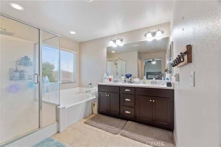 401 Tivoli Court, Hemet, California 92543