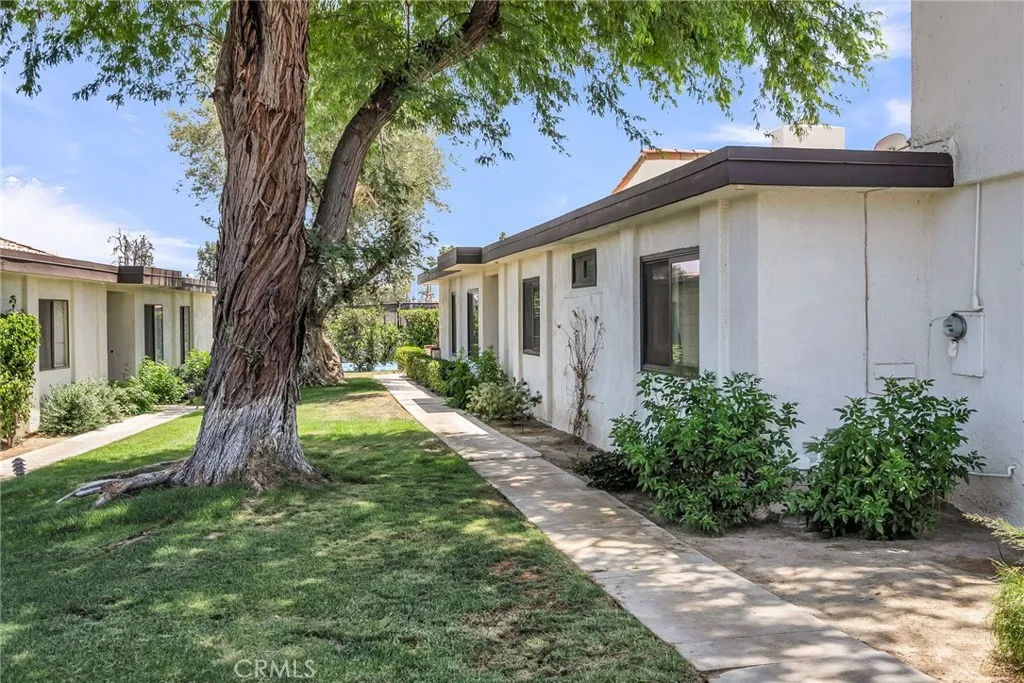 17 Toledo Drive, Rancho Mirage, California 92270 home-pic-26