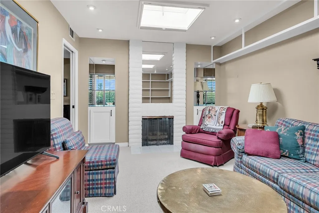 17 Toledo Drive, Rancho Mirage, California 92270 home-pic-10