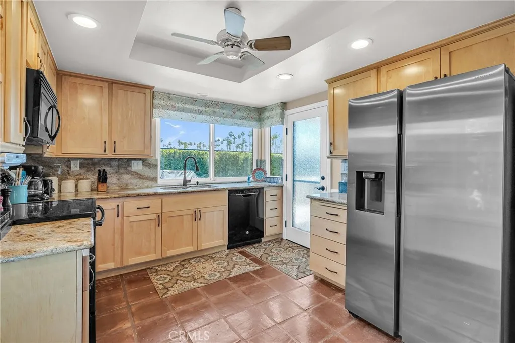 17 Toledo Drive, Rancho Mirage, California 92270 home-pic-6