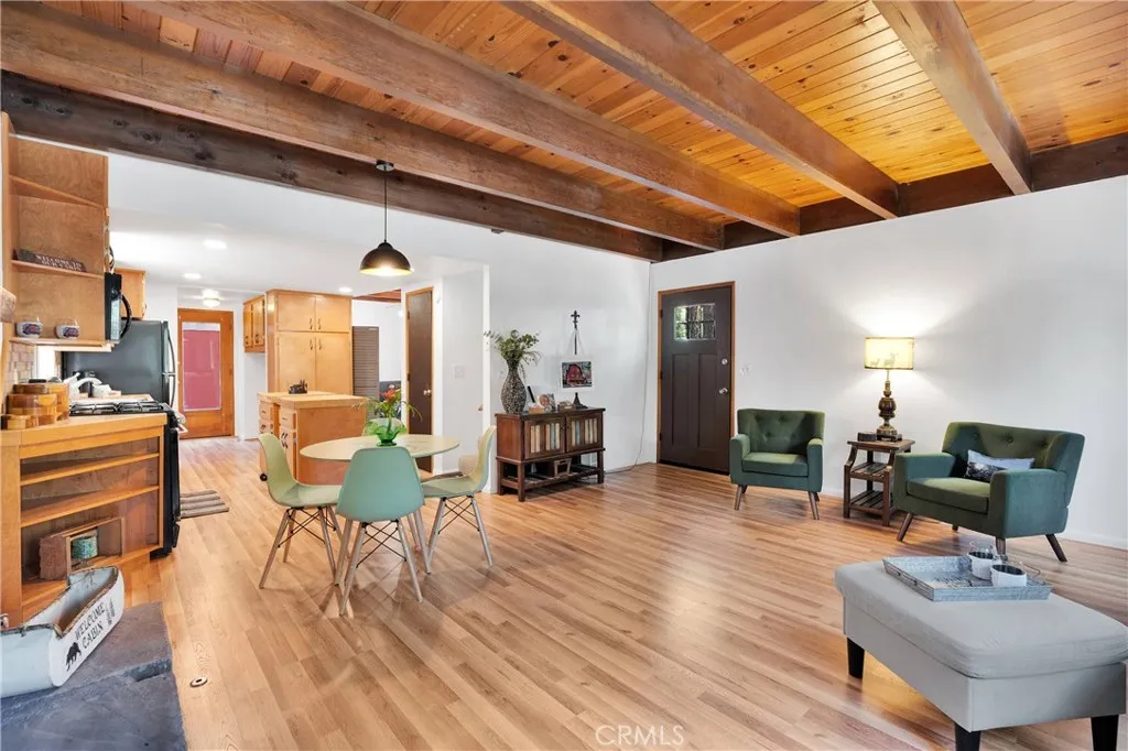 1381 Laura Street, Wrightwood, California 92397 home-pic-8