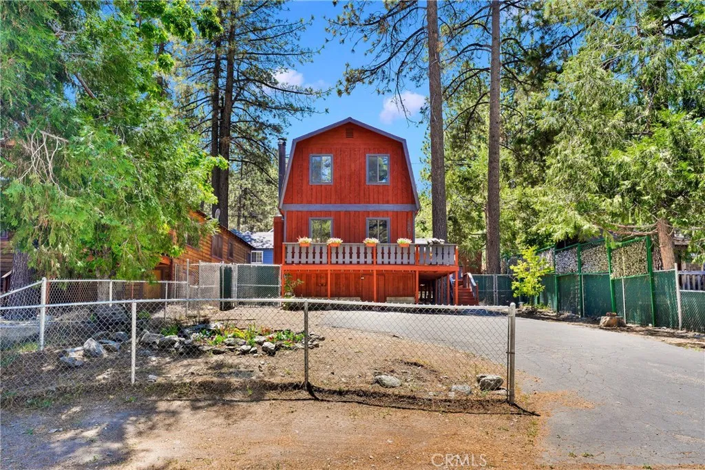 1381 Laura Street, Wrightwood, California 92397 home-pic-39