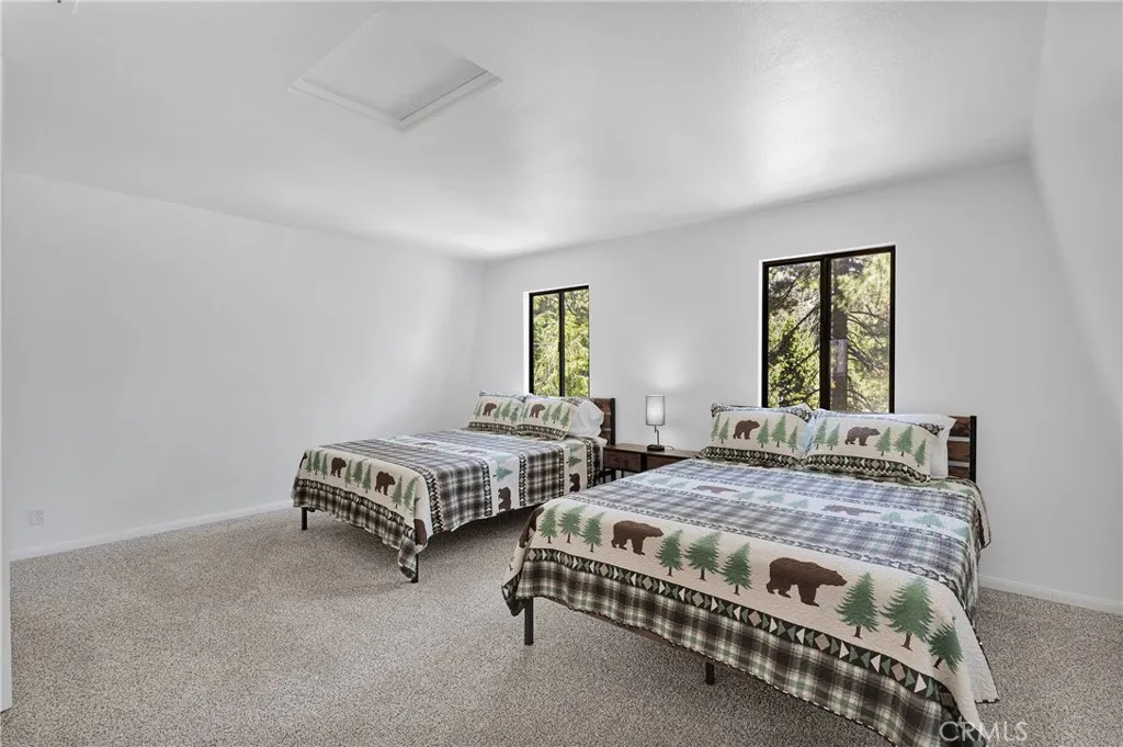 1381 Laura Street, Wrightwood, California 92397 home-pic-20