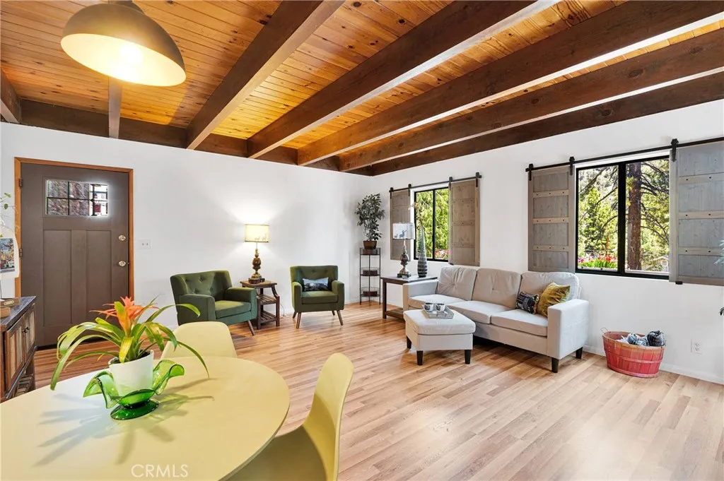 1381 Laura Street, Wrightwood, California 92397 home-pic-4