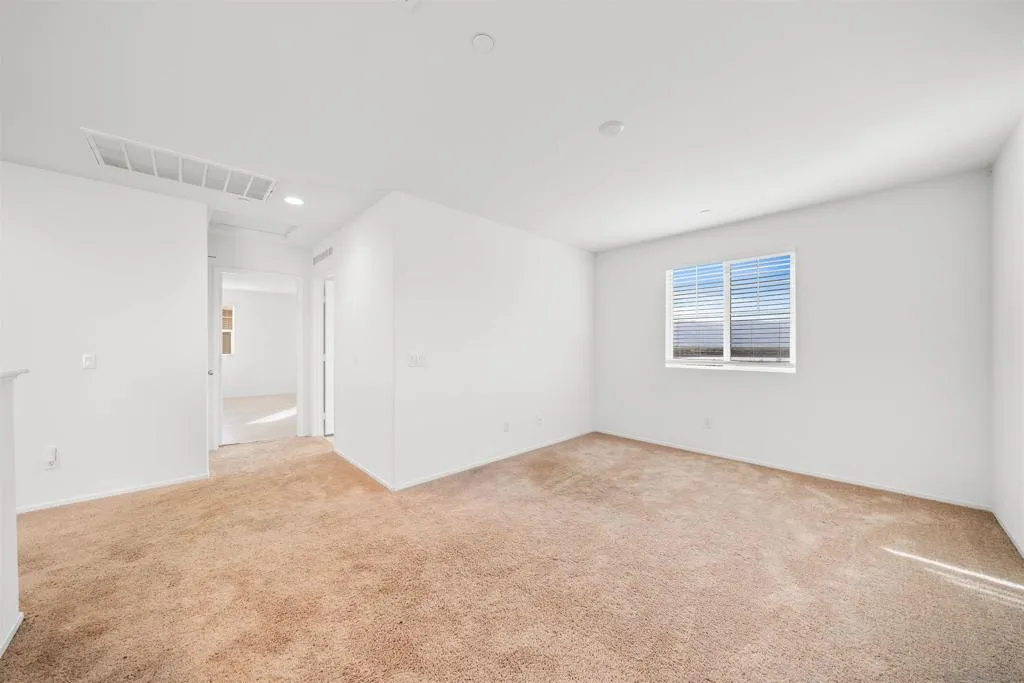 29157 Sunforest St, Lake Elsinore, California 92530 home-pic-11