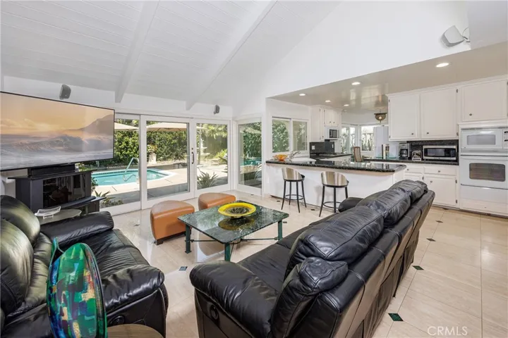 1232 Keel Drive, Corona Del Mar, California 92625