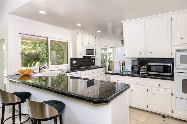1232 Keel Drive, Corona Del Mar, California 92625