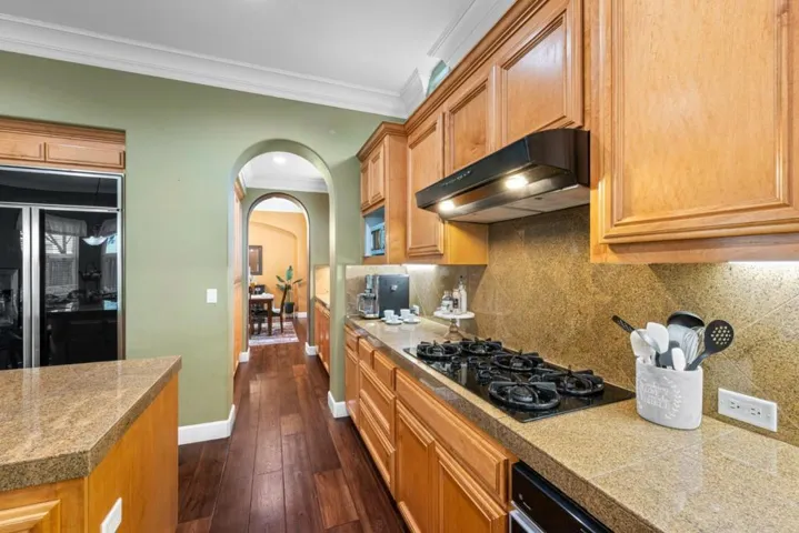 2555 Muirfield Way, Gilroy, California 95020