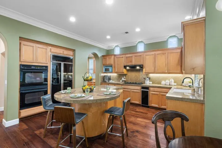 2555 Muirfield Way, Gilroy, California 95020