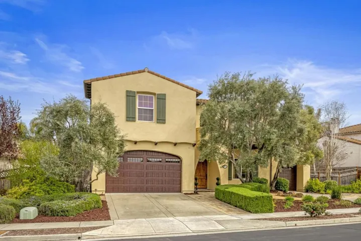 2555 Muirfield Way, Gilroy, California 95020