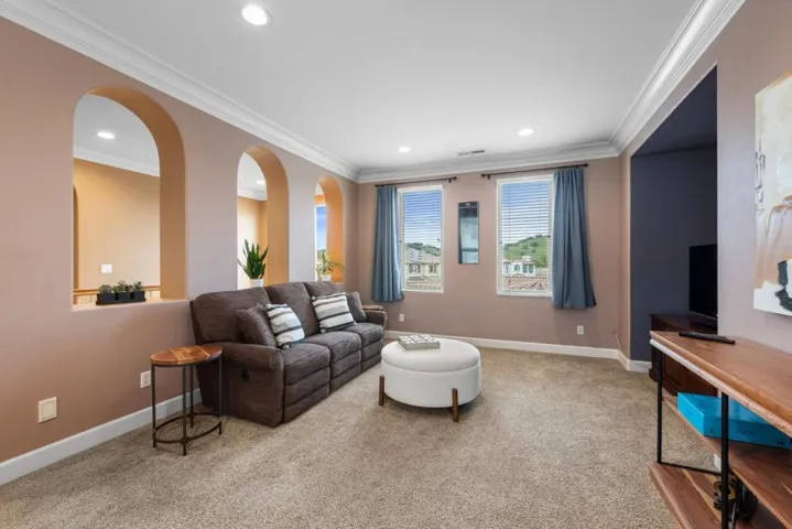 2555 Muirfield Way, Gilroy, California 95020