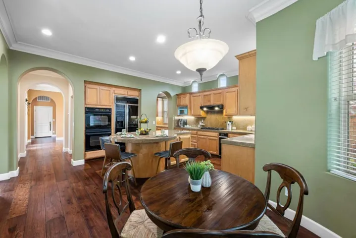 2555 Muirfield Way, Gilroy, California 95020