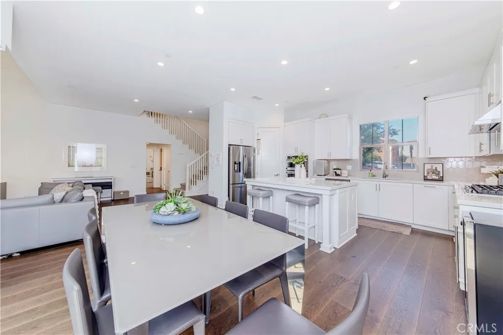 107 Trumpet Flower, Irvine, California 92618 home-pic-14