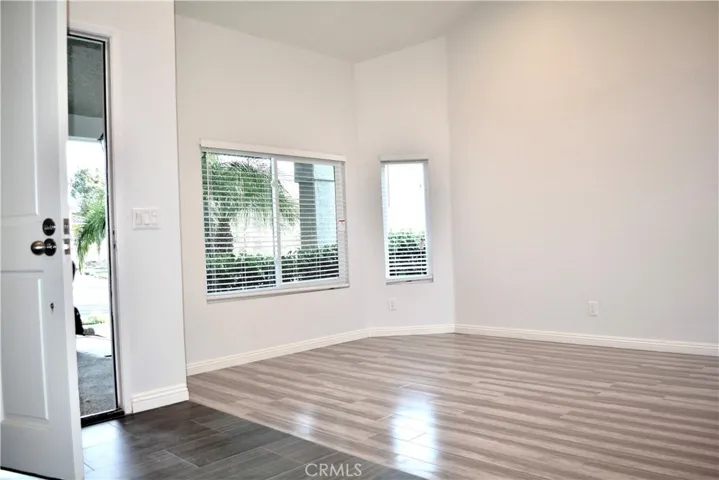2591 La Ventana Circle, Corona, California 92879