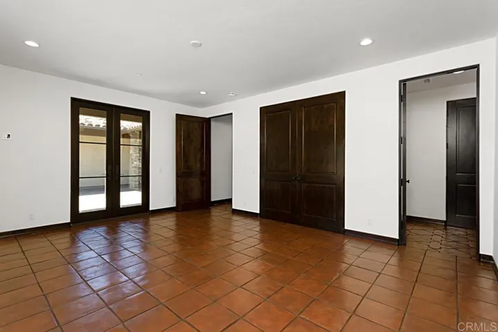 1010 Willowcreek Lane, Fallbrook, California 92028