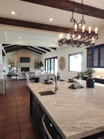 1010 Willowcreek Lane, Fallbrook, California 92028