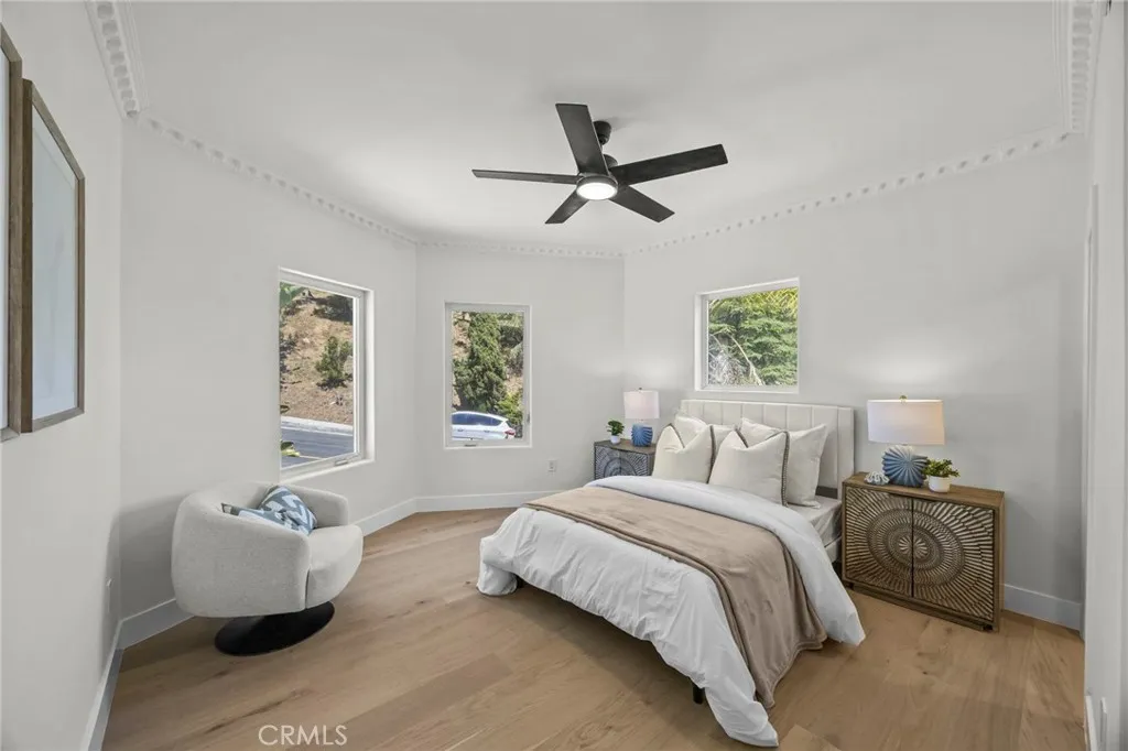 2377 Mount Olympus Drive, Los Angeles, California 90046 home-pic-25