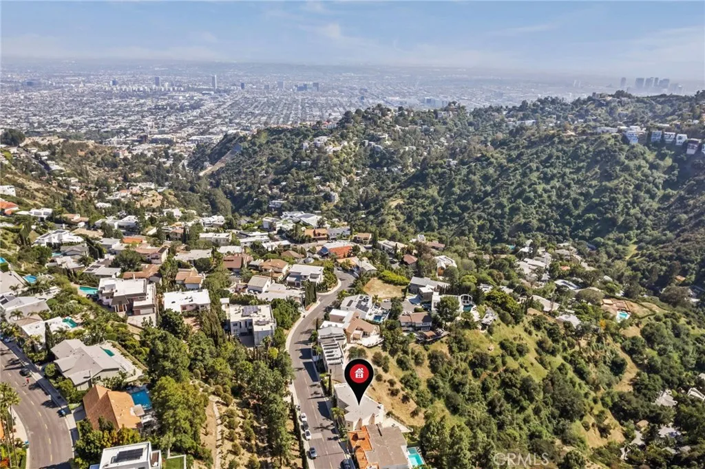 2377 Mount Olympus Drive, Los Angeles, California 90046 home-pic-45
