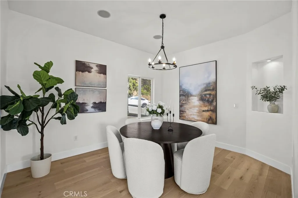 2377 Mount Olympus Drive, Los Angeles, California 90046 home-pic-6