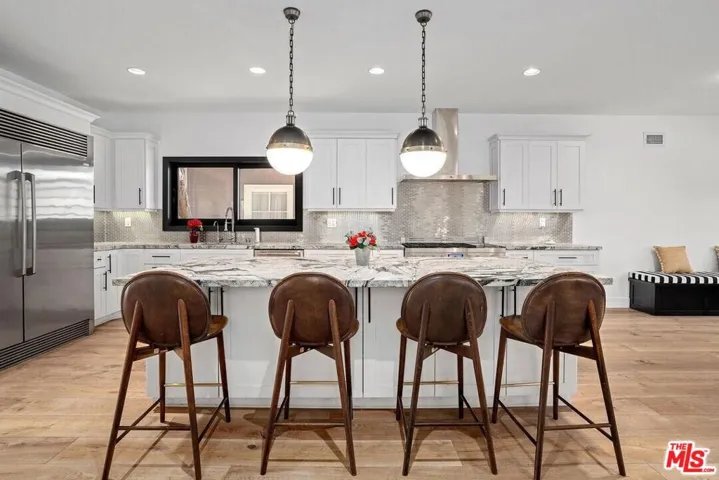 4811 Roma Court, Marina Del Rey, California 90292