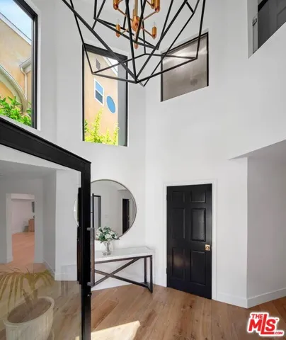 4811 Roma Court, Marina Del Rey, California 90292