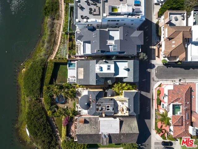 4811 Roma Court, Marina Del Rey, California 90292