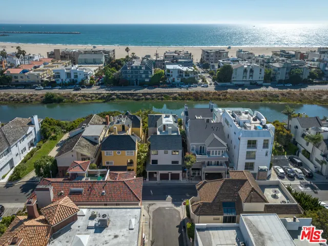 4811 Roma Court, Marina Del Rey, California 90292