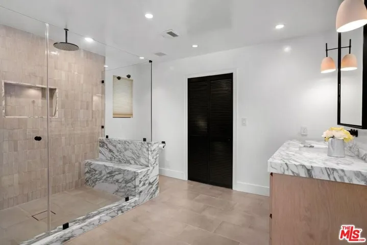 4811 Roma Court, Marina Del Rey, California 90292