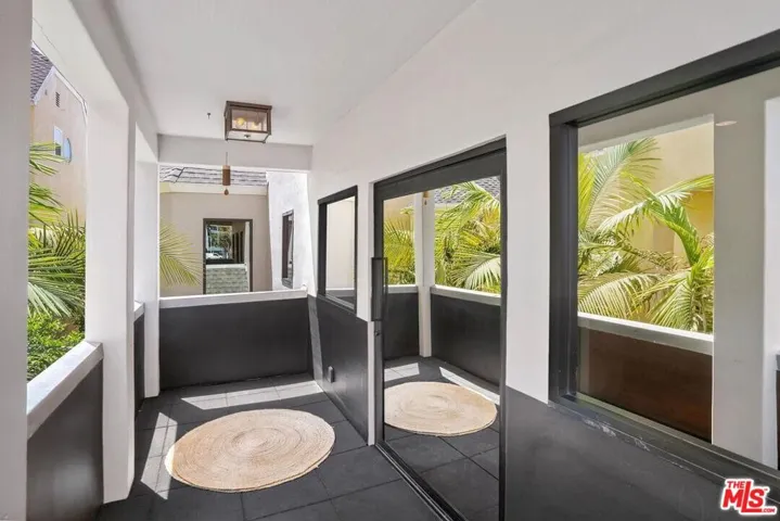 4811 Roma Court, Marina Del Rey, California 90292