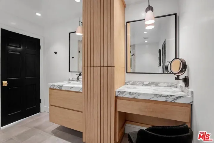 4811 Roma Court, Marina Del Rey, California 90292
