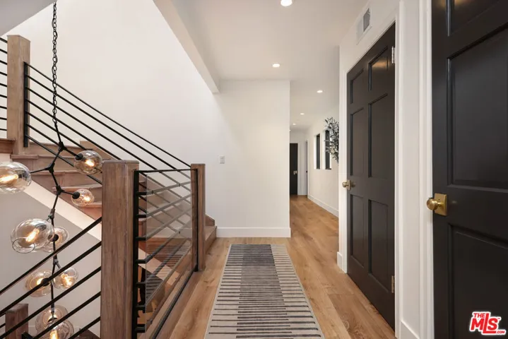 4811 Roma Court, Marina Del Rey, California 90292