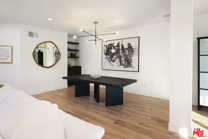 4811 Roma Court, Marina Del Rey, California 90292