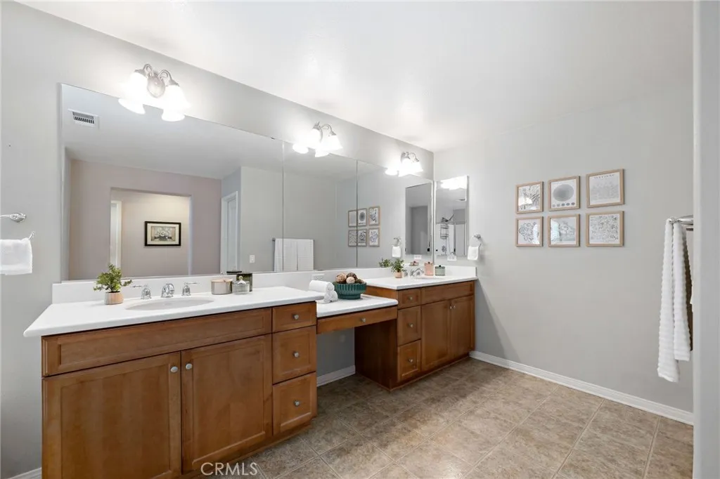 36060 Lipizzan Lane, Wildomar, California 92595 home-pic-30