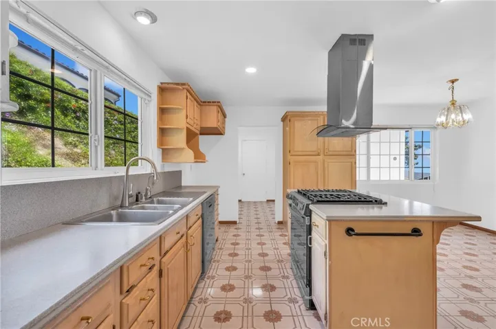 6551 Abbottswood Drive, Rancho Palos Verdes, California 90275