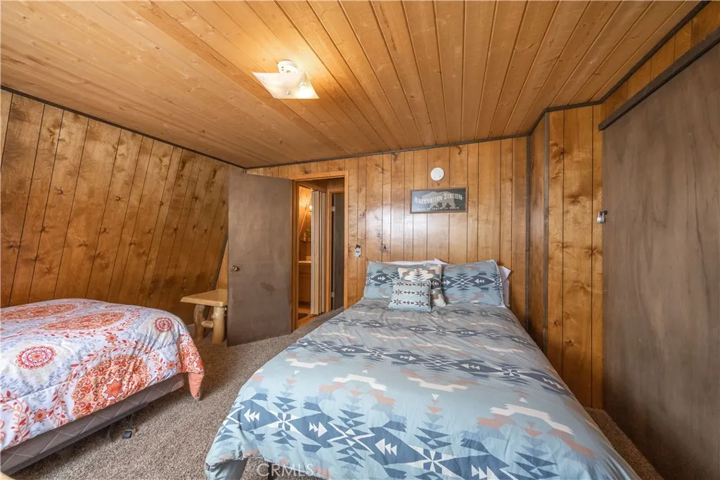 2076 8th Lane, Big Bear City, California 92314 home-pic-20