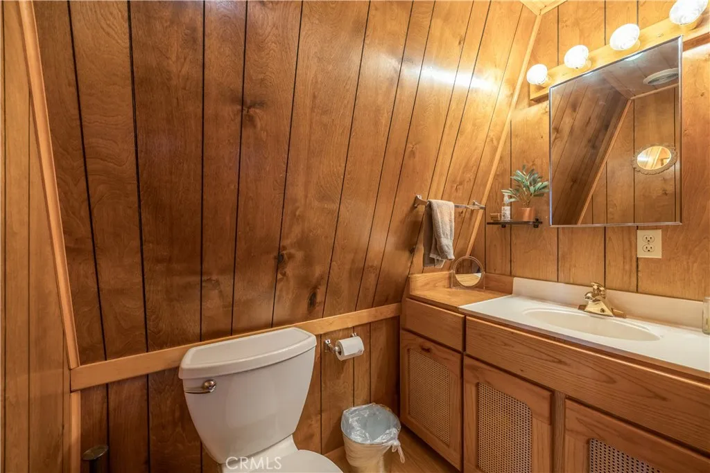 2076 8th Lane, Big Bear City, California 92314 home-pic-22