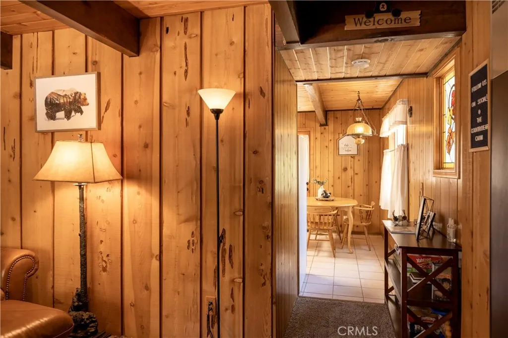 2076 8th Lane, Big Bear City, California 92314 home-pic-10