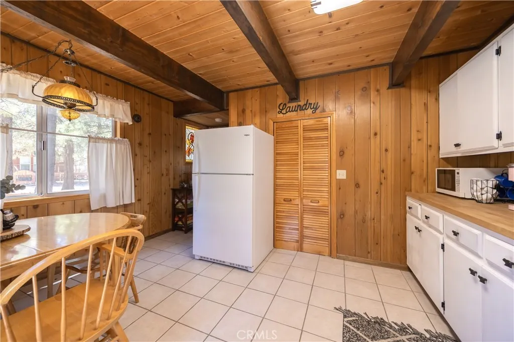 2076 8th Lane, Big Bear City, California 92314 home-pic-14