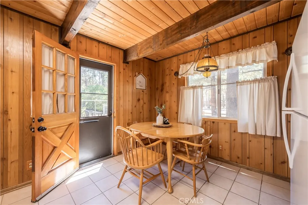 2076 8th Lane, Big Bear City, California 92314 home-pic-13