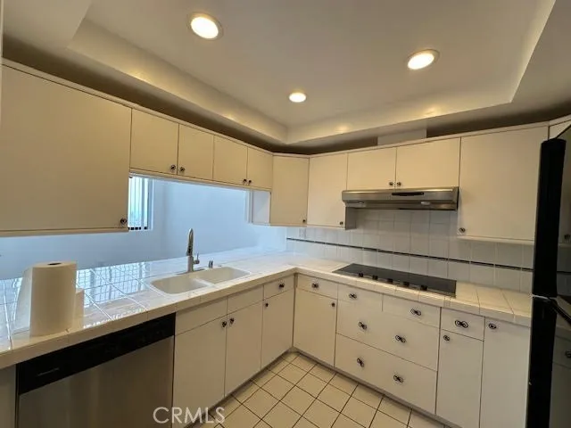 5987 Peacock Ridge Road 107, Rancho Palos Verdes, California 90275