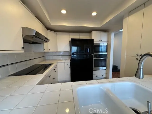 5987 Peacock Ridge Road 107, Rancho Palos Verdes, California 90275