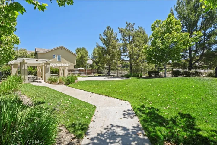 28445 Silverking Trail, Saugus, California 91390
