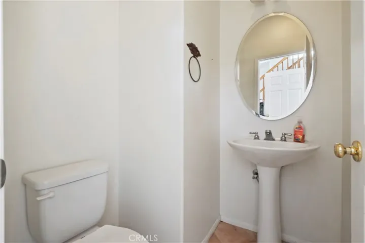 28445 Silverking Trail, Saugus, California 91390