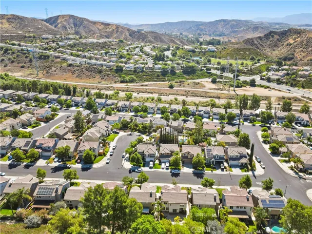 28445 Silverking Trail, Saugus, California 91390