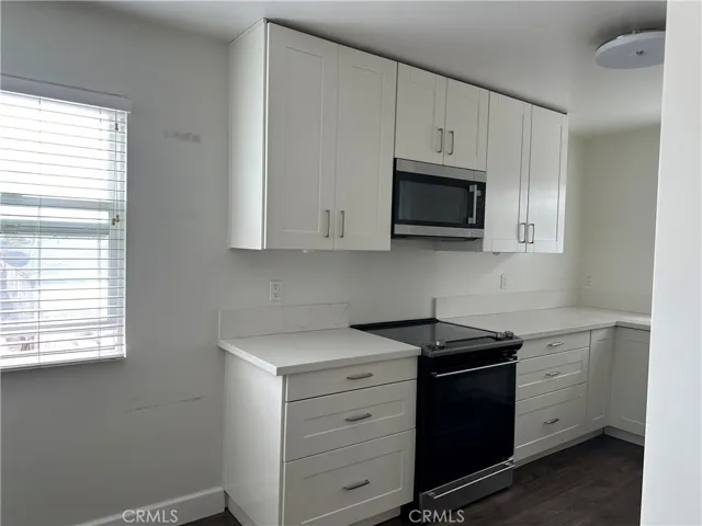 Kitchen unit c