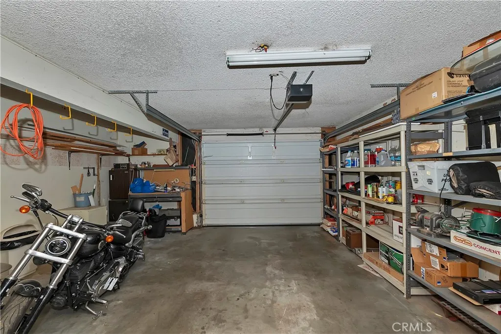 535 Pioneer Road, Lake Arrowhead, California 92352 home-pic-25